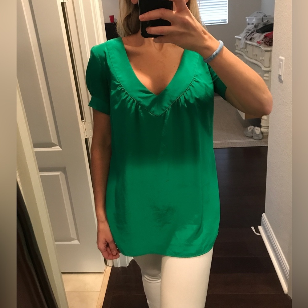 Rory Beca 100% silk green top size S